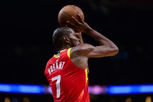 没怎么发力！杜兰特9中5轻松拿下18分5板4助3帽
